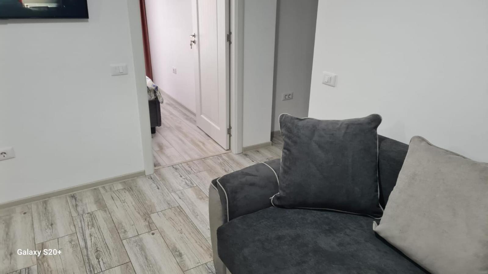 Apartament David Râmnicu Vâlcea Kültér fotó